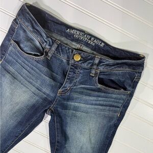 American Eagle Outfitters Women's Dark Blue Skinny Jeans